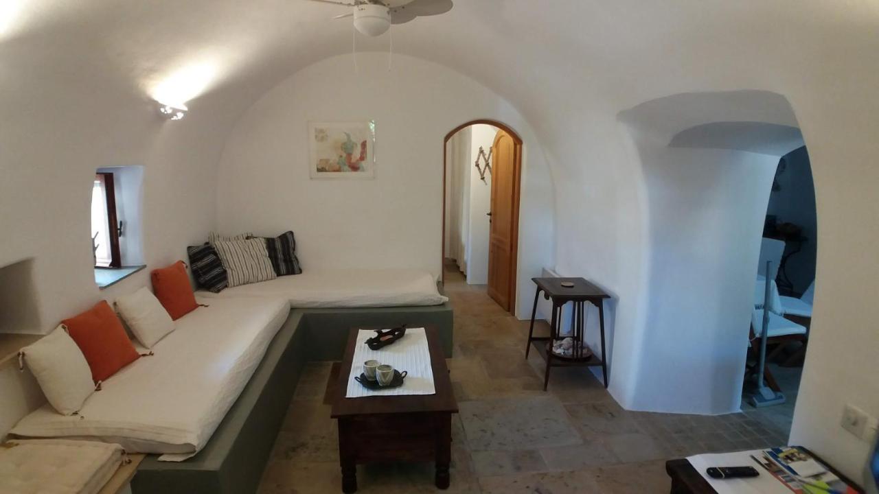 Kytherian Traditional Home Frillingiánika エクステリア 写真